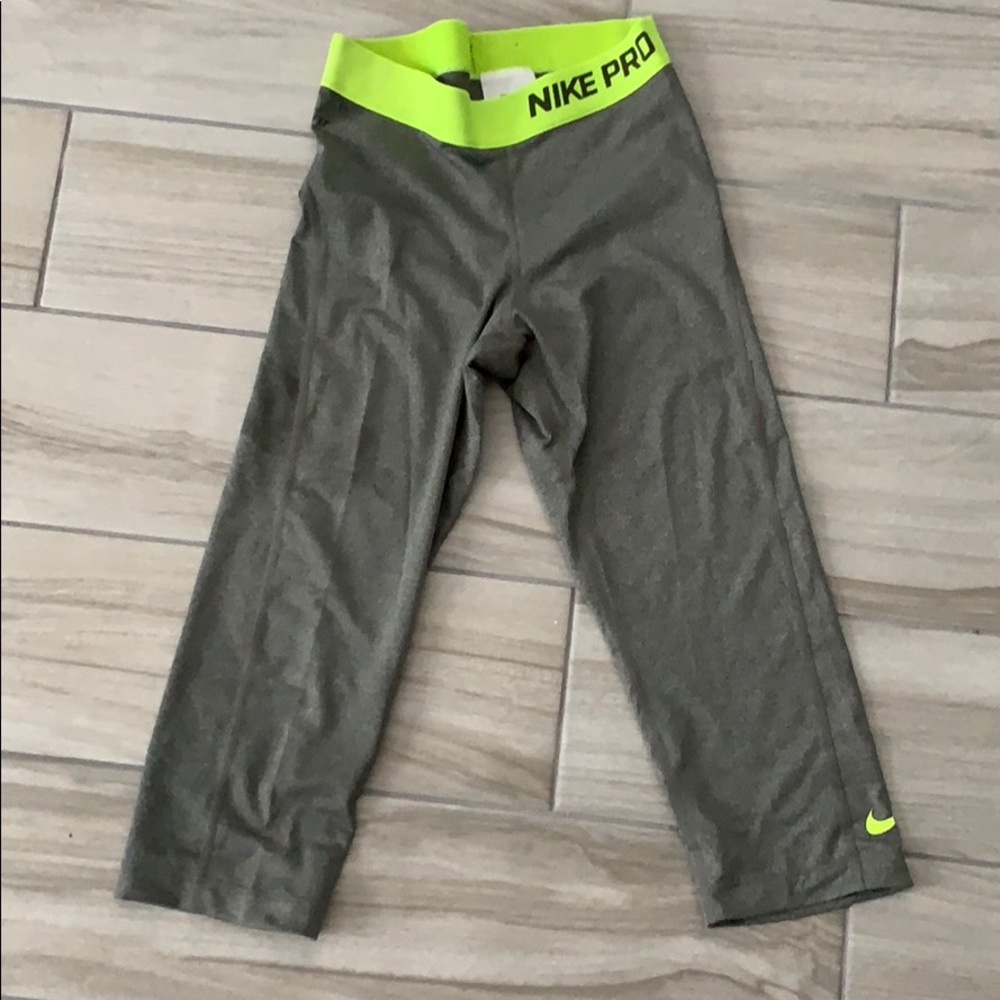 Nike leggings gym size small